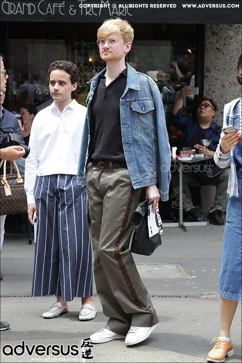 Streetstyle moda uomo alle sfilate per l'estate 2017 a Milano