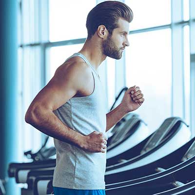 Correre per dimagrire, all'aperto o in palestra