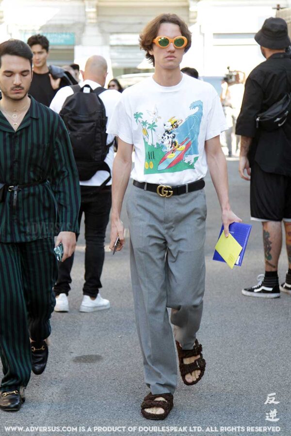Moda uomo estate 2018. Sdrammatizza il tuo look moda estate con un cartone animato