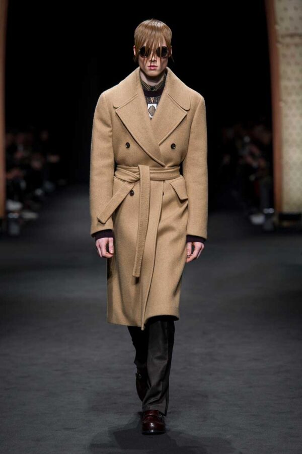 Sfilata Versace Moda Uomo Autunno Inverno 2017 2018