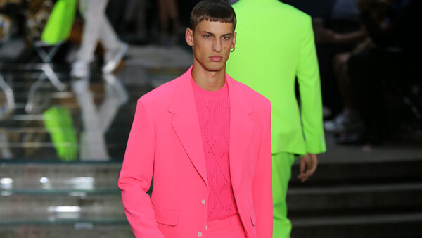 Streetstyle uomo 2019. Colori neon