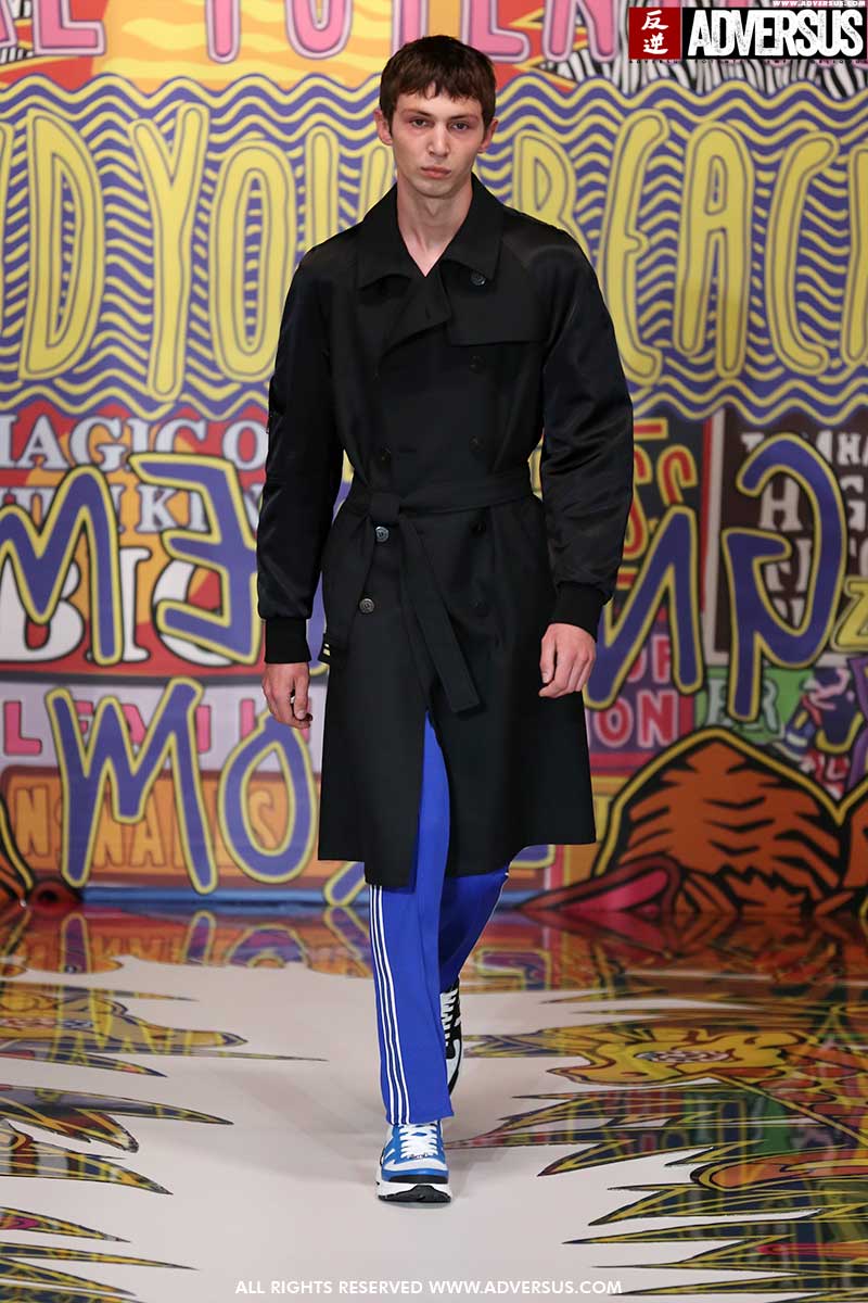 La moda uomo estate 2020. Mixate sportswear con casualewear per un look up to date - Sfilata Neil Barrett. Foto: Mauro Pilotto