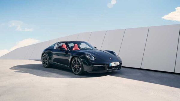 Elegante, inconfondibile, unica: la nuova Porsche 911 Targa