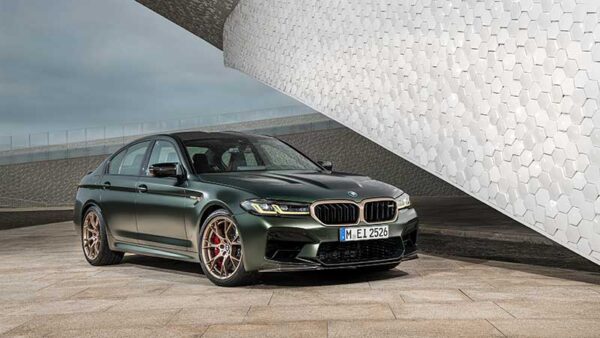 La nuova BMW M5 CS