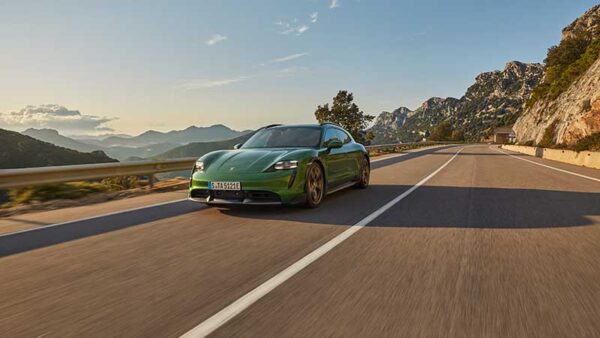 Porsche Taycan Cross Turismo: la più versatile fra le sportive elettriche