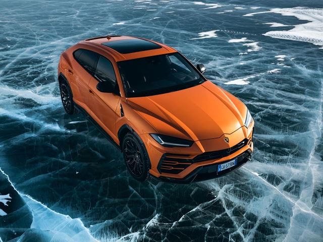 Lamborghini Urus: 6 modalità di guida per godersi il Super SUV in 6 modi diversi