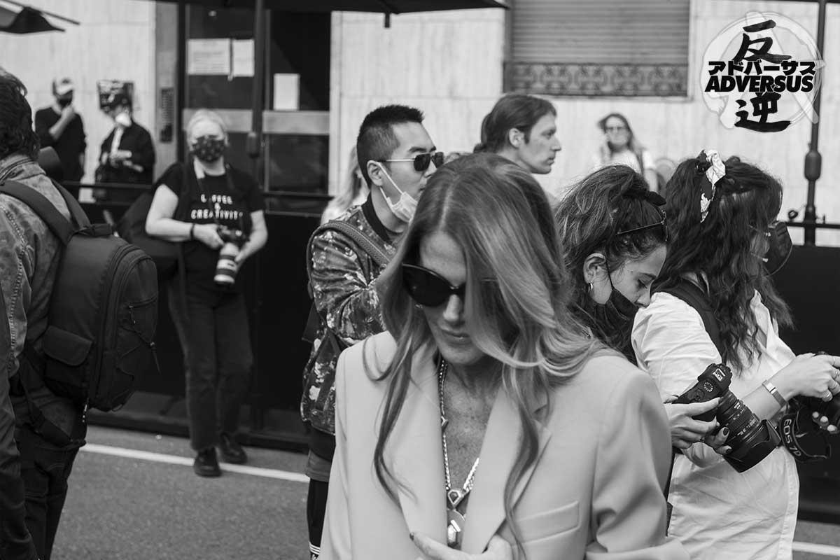 Milano Fashion Week Primavera Estate 2022 - Foto Street Style - ADVERSUS