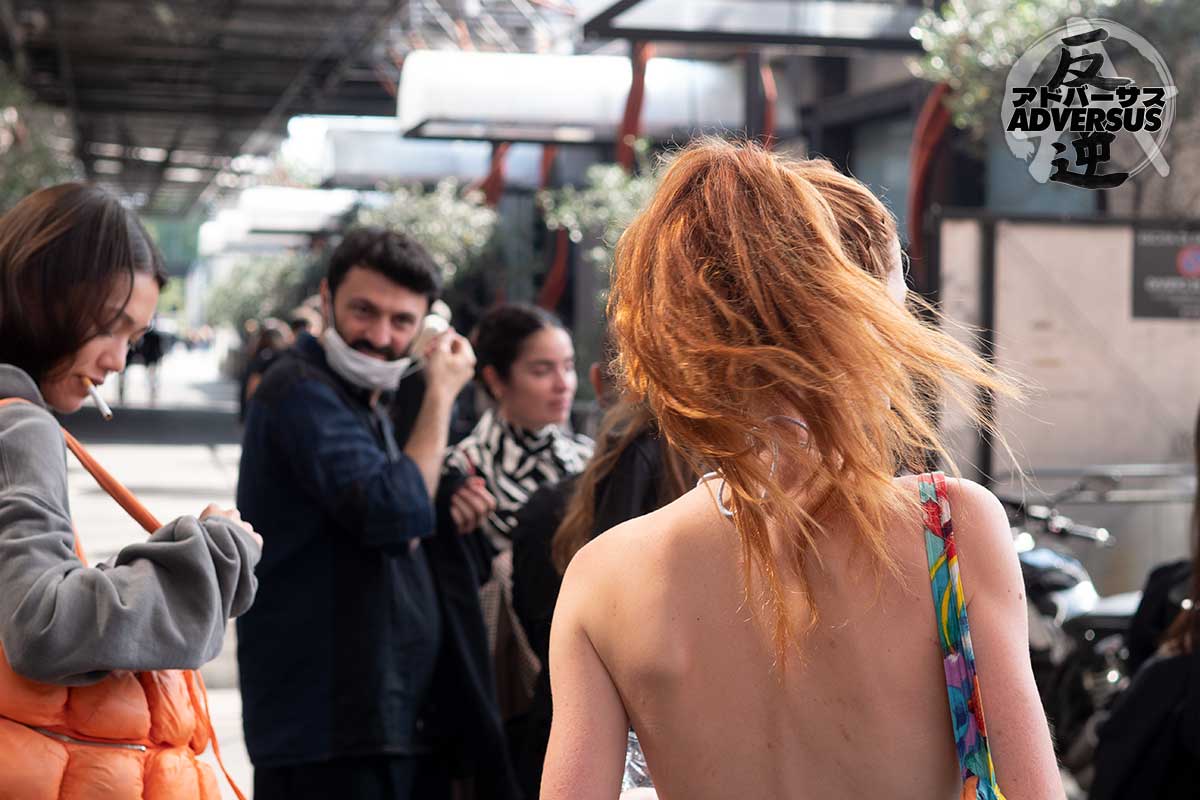 Milano Fashion Week Primavera Estate 2022 - Foto Street Style - ADVERSUS