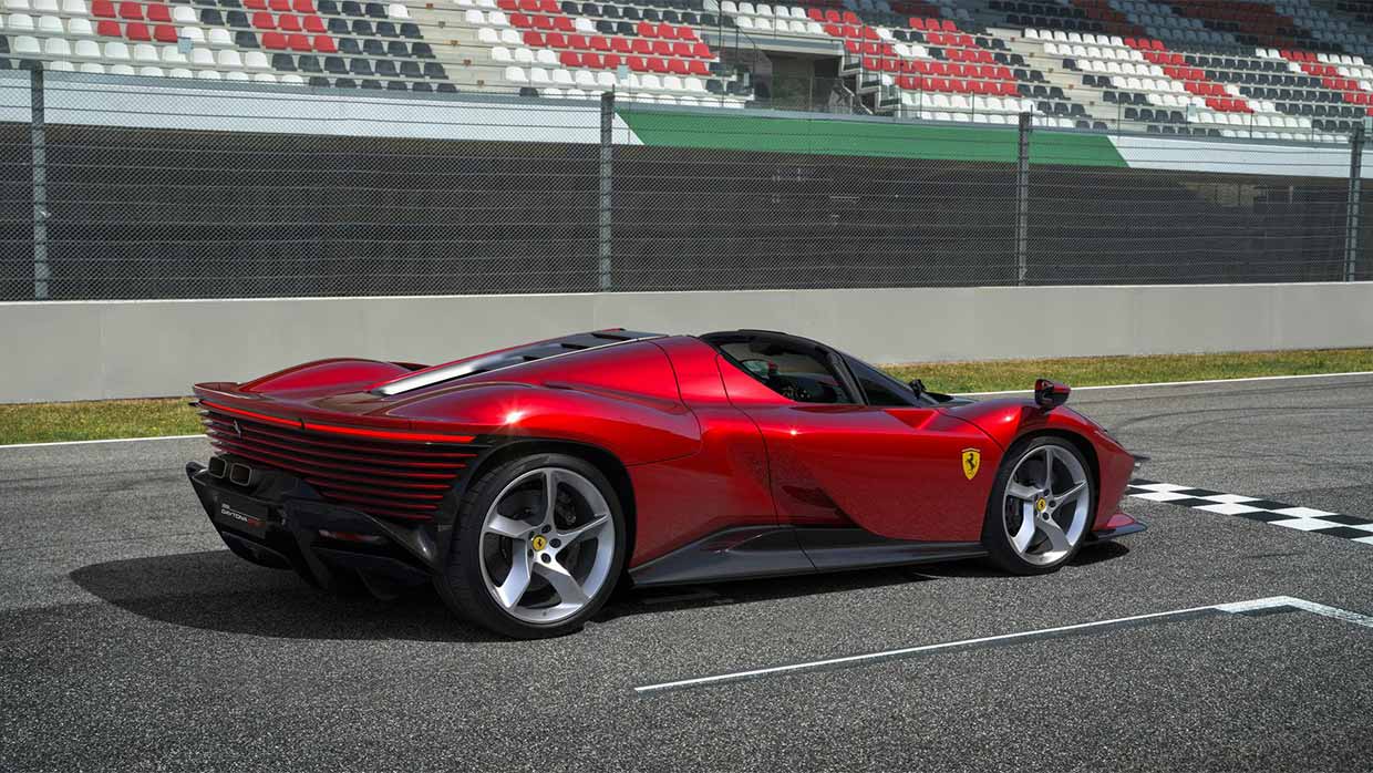 Daytona SP3: la nuova ‘Icona’ si ispira alle leggendarie vittorie degli sport prototipi di Maranello