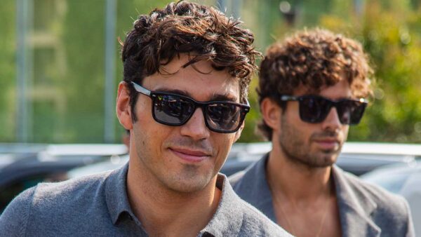 Tagli di capelli uomo 2022 - Foto Charlotte Mesman