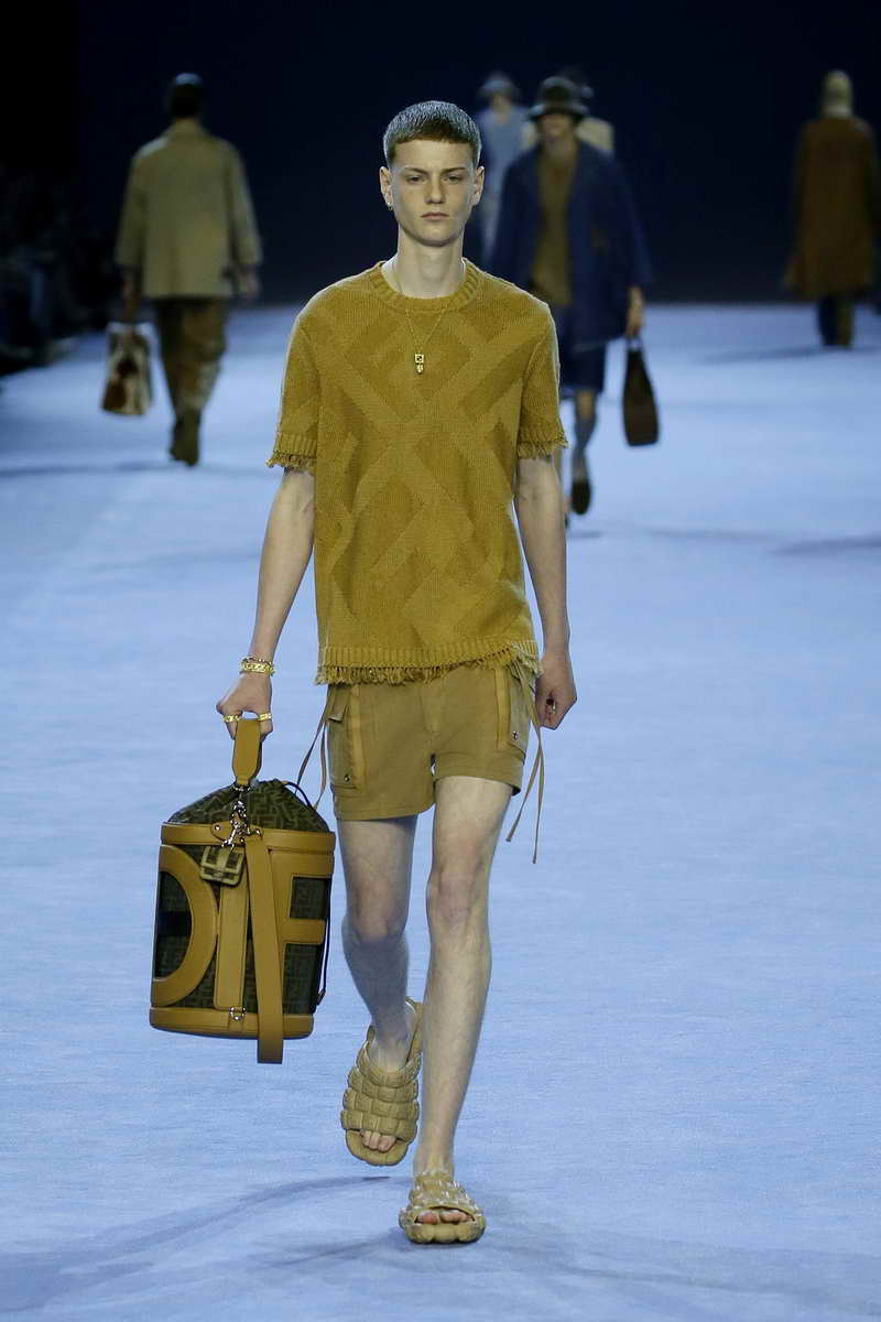 FENDI UOMO PRIMAVERA/ESTATE 2023