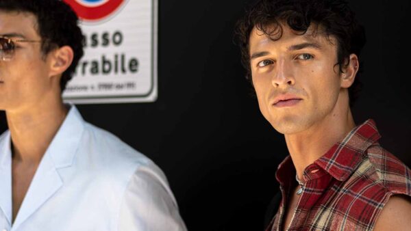 I modelli e i loro look all’uscita dalla sfilata Uomo di Dolce & Gabbana Estate 2023