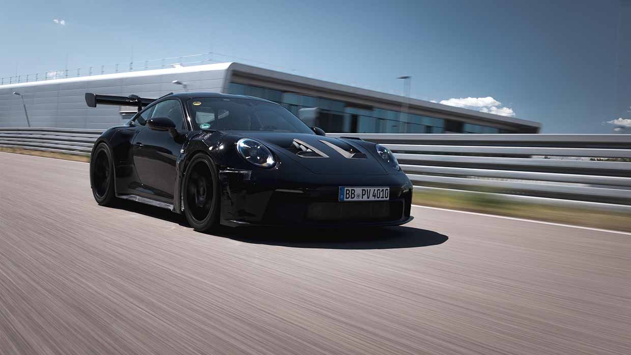 La nuova Porsche 911 GT3 RS è ai blocchi di partenza