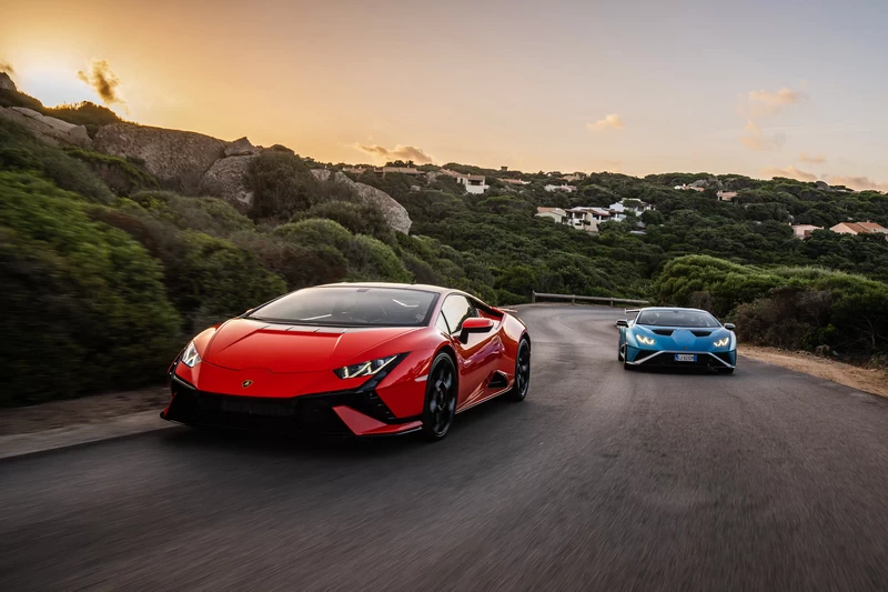 Lamborghini Huracán Tecnica e Huracán STO alla scoperta della Sardegna