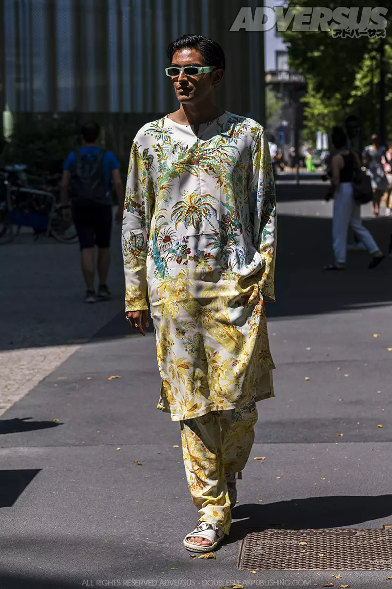 Moda uomo street style da Etro - Foto ADVERSUS