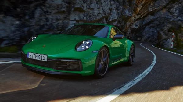 Nuova sportiva leggera: la Porsche 911 Carrera T