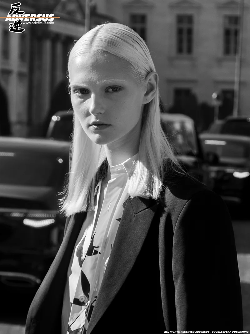 Modelle da Chanel - Paris Fashion Week Estate 2023 - Photo Charlotte Mesman