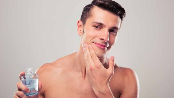 Uomini e cura della pelle del viso. 10 regole da seguire giorno dopo giorno