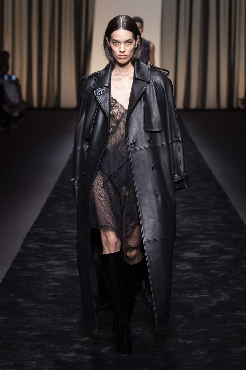 Alberta Ferretti collezione donna autunno inverno 2023 2024 - photo courtesy of Alberta Ferretti