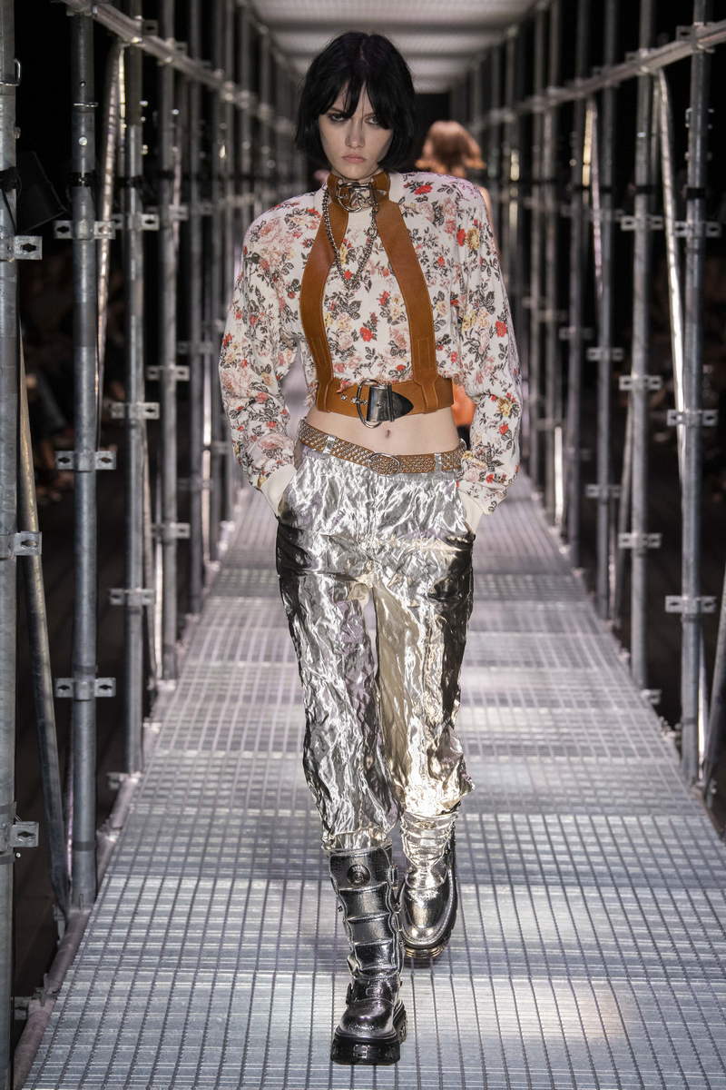 Paco Rabanne collezione primavera estate 2023 - Photo courtesy of Paco Rabanne