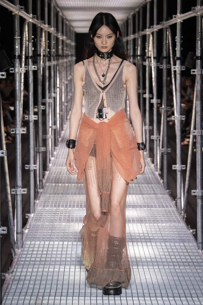 Paco Rabanne collezione primavera estate 2023 - Photo courtesy of Paco Rabanne