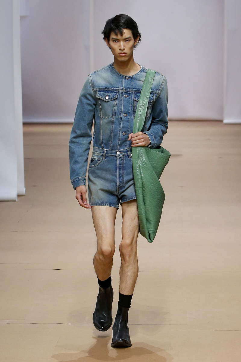 Tendenze moda uomo estate 2023 - Foto Prada
