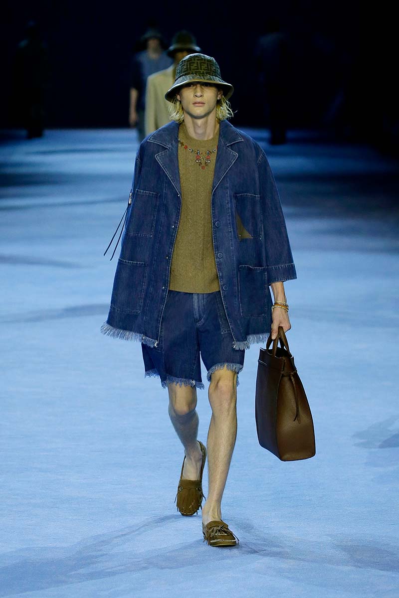 10 tendenze moda uomo da conoscere assolutamente per l'estate 2023. Photo courtesy of Fendi