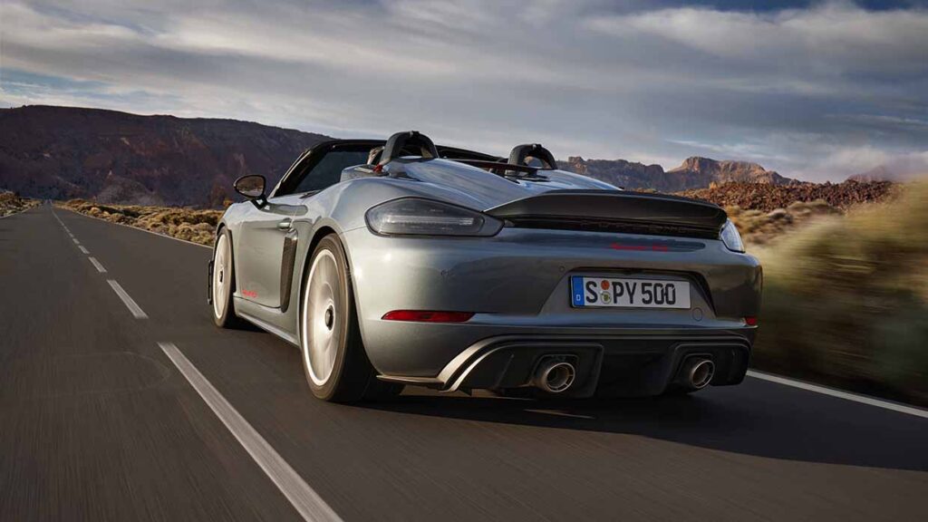 La Porsche 718 Spyder RS si impone come massima espressione dei modelli a motore centrale