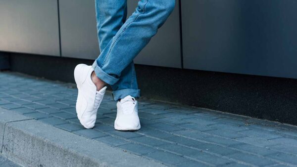 Sneaker di lusso uomo: come scegliere le sneaker adatte al tuo stile