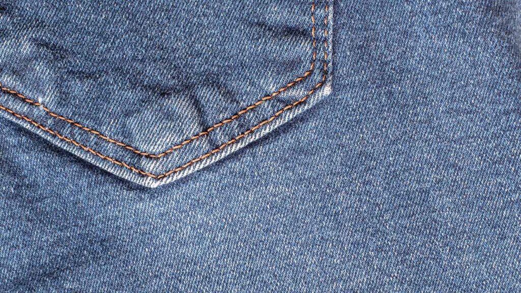 Jeans uomo: come scegliere quelli quelli giusti