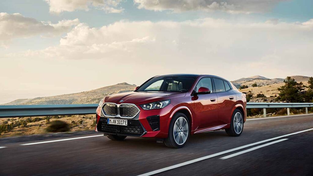 La nuova BMW X2 e la prima BMW iX2