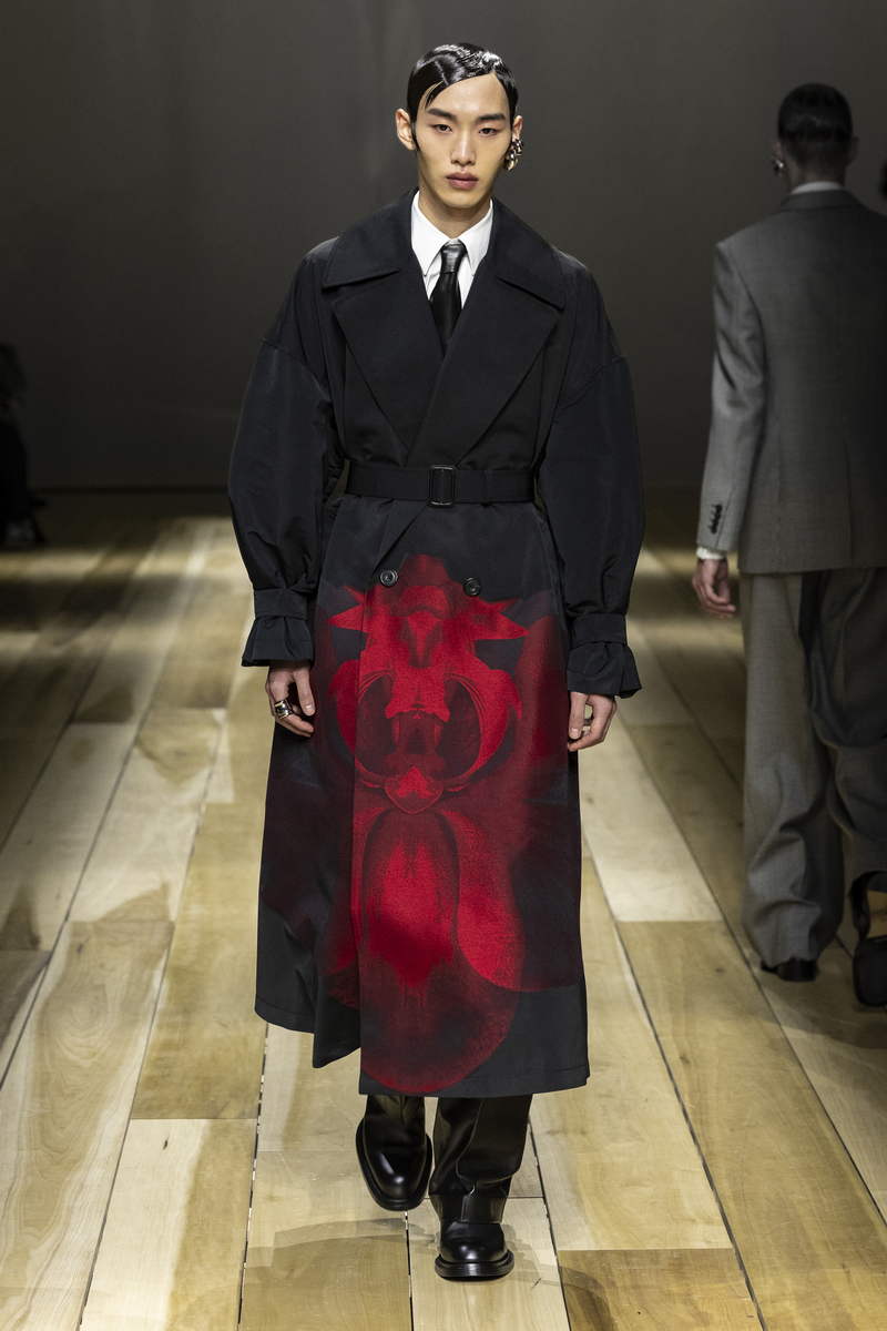 Alexander McQueen collezione inverno 2023 2024 - Photo courtesy of Alexander McQueen