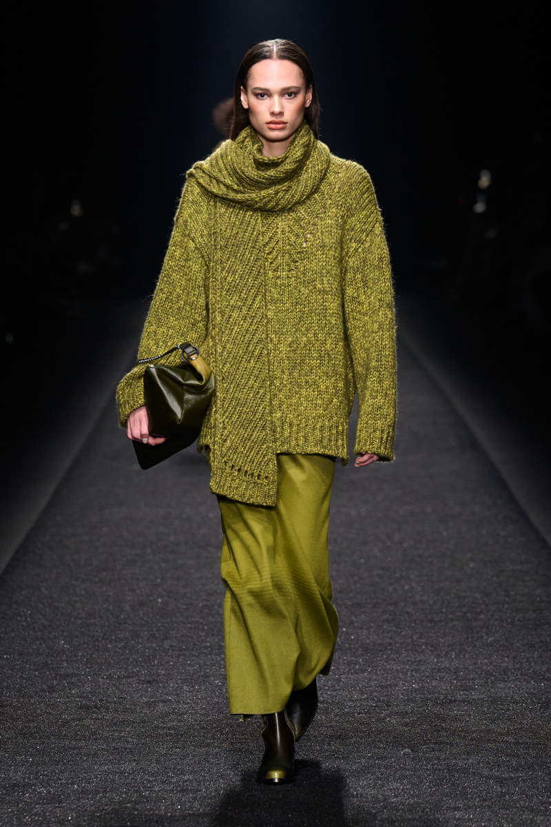 Alberta Ferretti collezione autunno inverno 2024 2025 - Photo courtesy of Alberta Ferretti