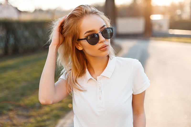 La polo moderna: consigli per le donne che cercano comfort ed eleganza