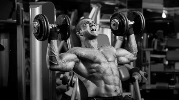 L'allenamento delle spalle: come costruire spalle più larghe e più forti