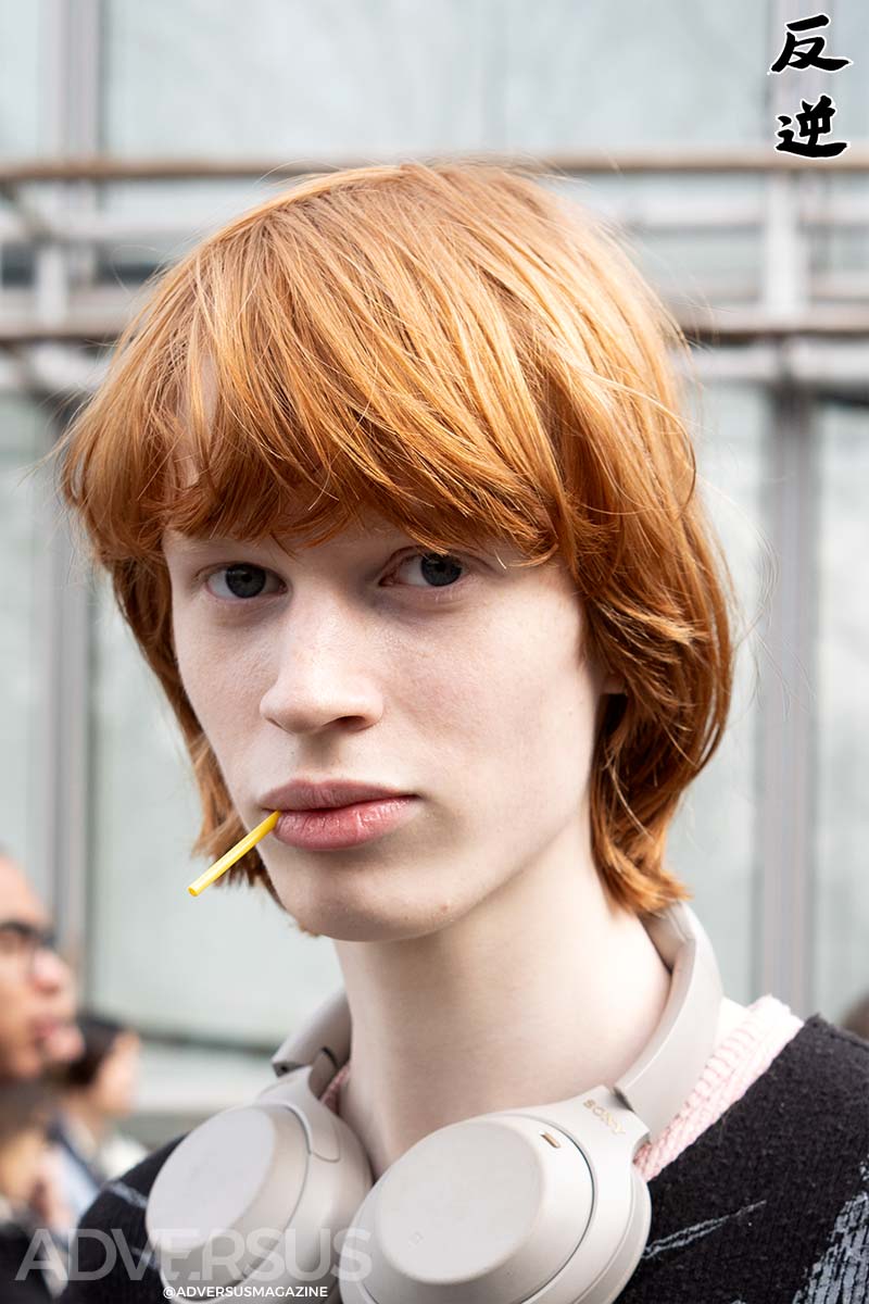 Tendenze capelli uomo estate 2025. Acconciature d'impatto per i più coraggiosi - Photo Charlotte Mesman