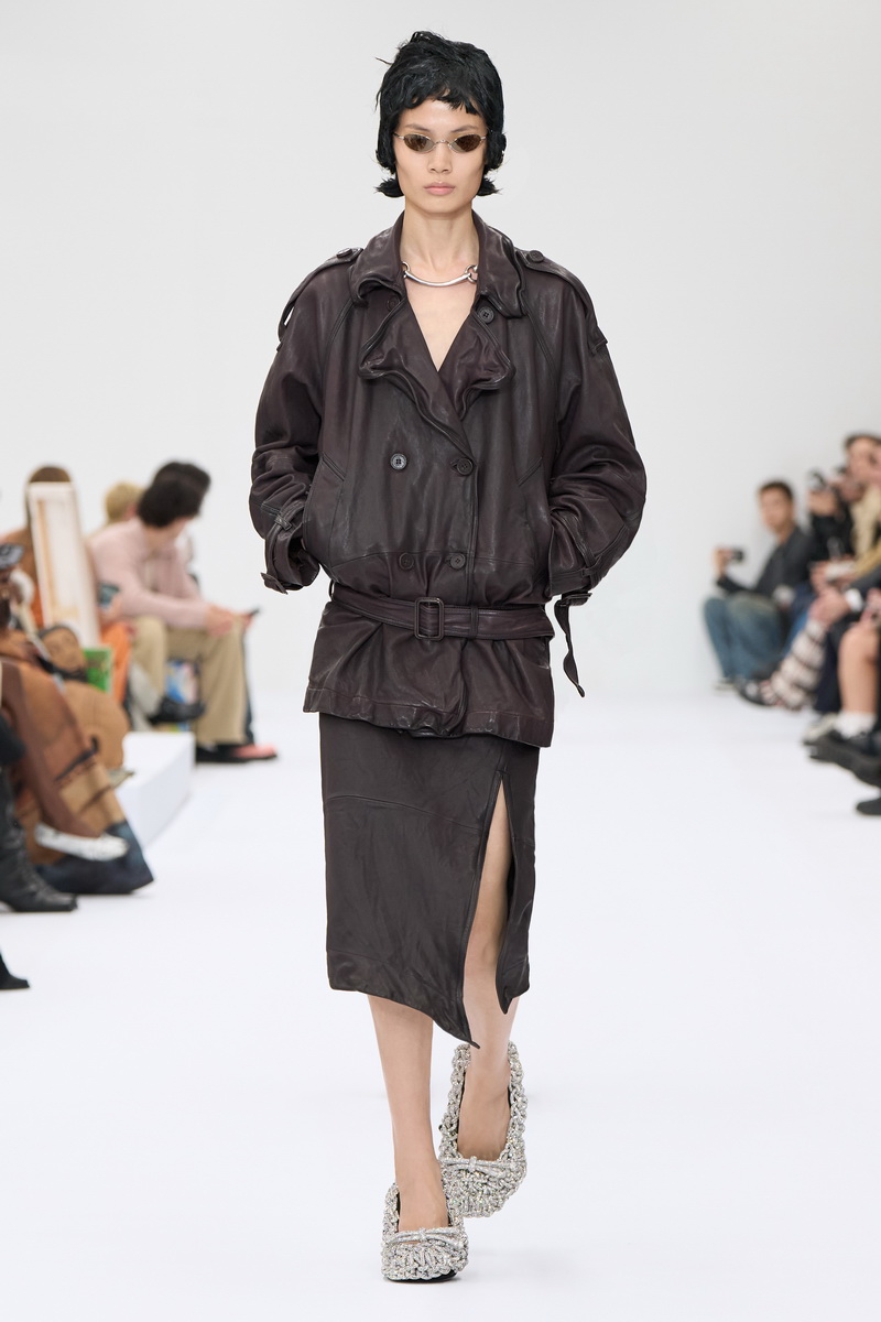 Acne Studios collezione primavera estate 2025 - Photo courtesy of Acne Studios