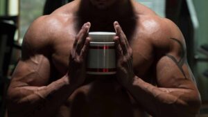 Massa muscolare magra con proteine, creatina e arginina