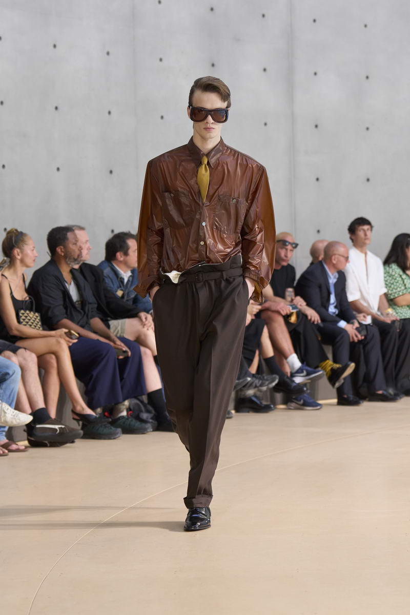 Saint Laurent Uomo Estate 2026 - Photo courtesy of Saint Laurent