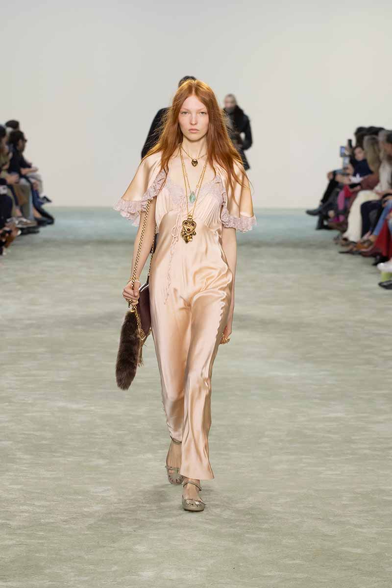 Zuza Bryk on the catwalk for Chloé Fall Winter 2025 - Photo courtesy of Chloé