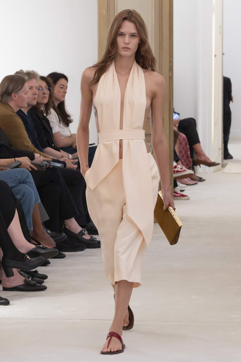 Alberta Ferretti Primavera Estate 2026 - Photo courtesy of Alberta Ferretti