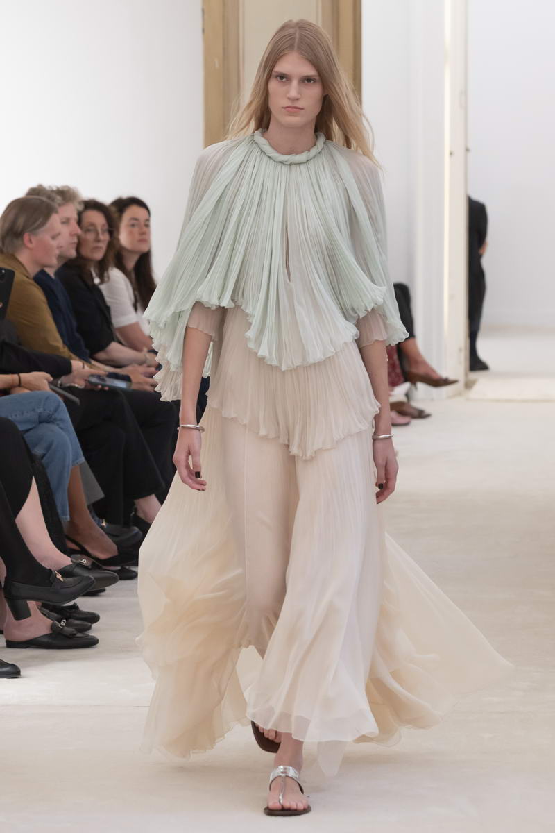 Alberta Ferretti Primavera Estate 2026 - Photo courtesy of Alberta Ferretti