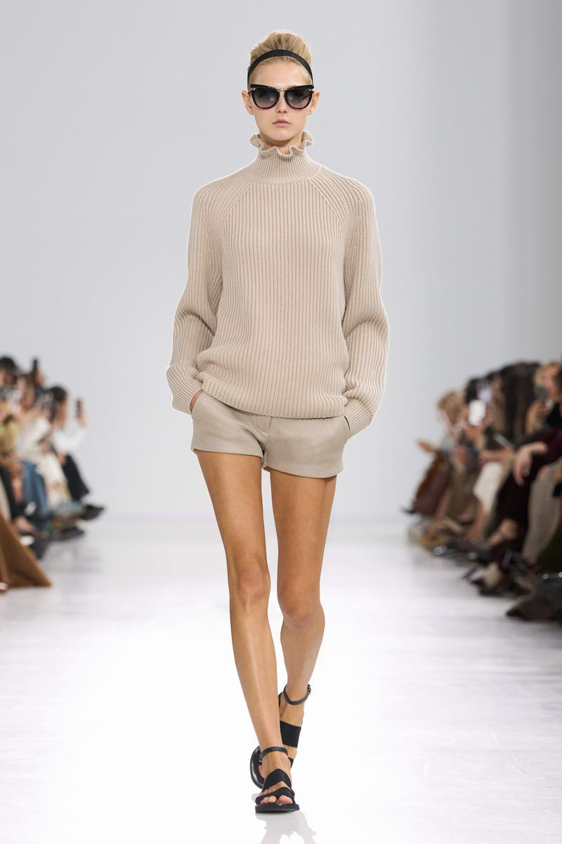 Max Mara Primavera-Estate 2026 - Photo courtesy of Max Mara