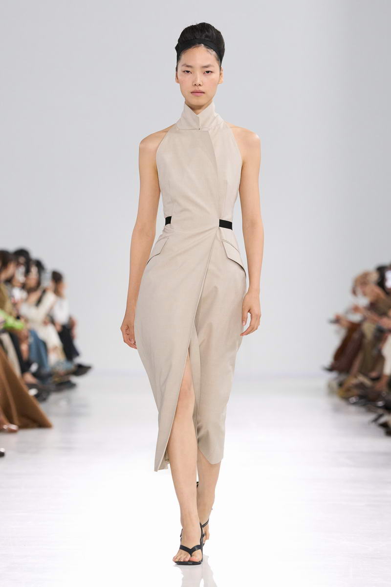 Max Mara Primavera-Estate 2026 - Photo courtesy of Max Mara