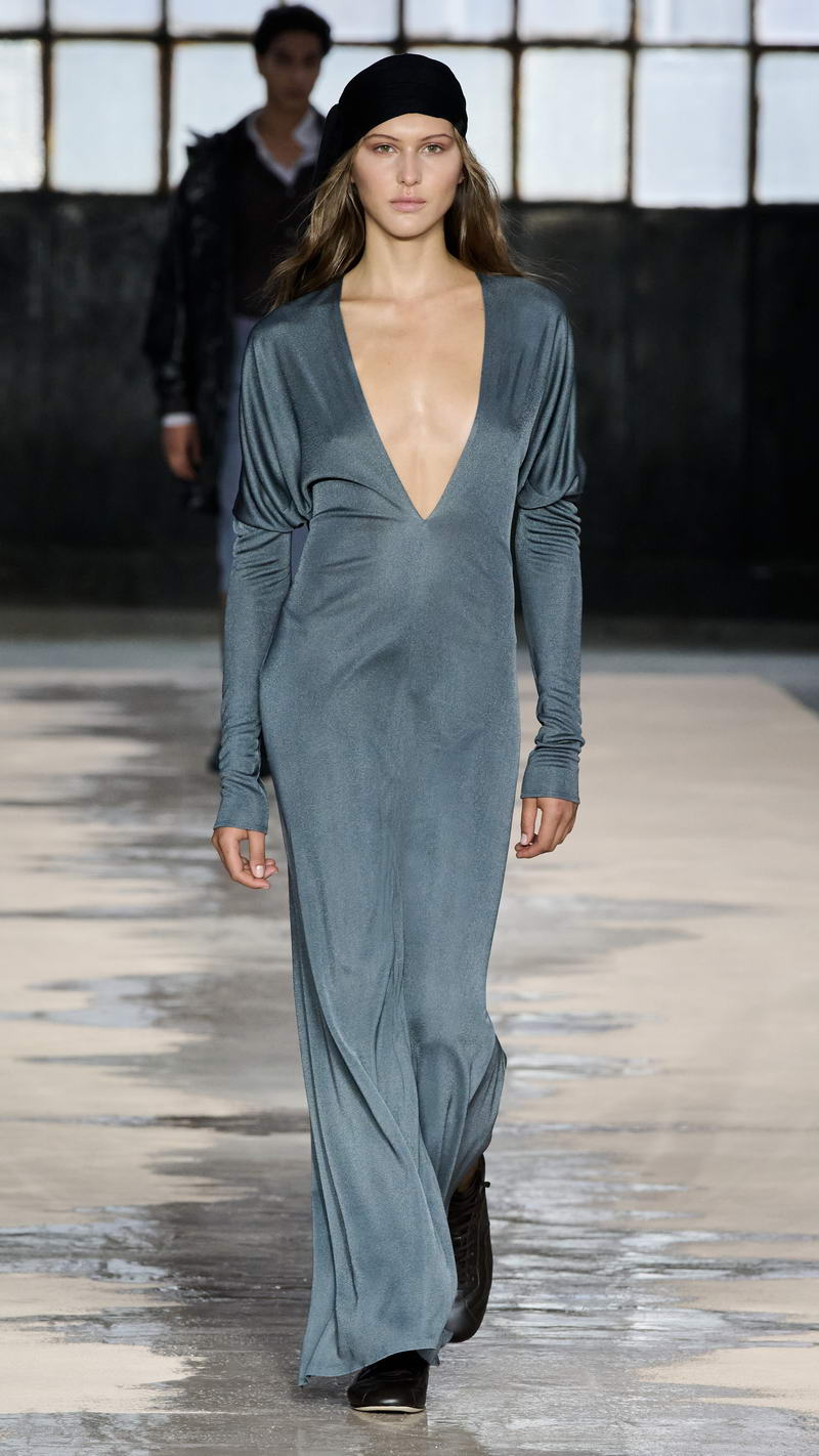 BOSS primavera estate 2026: l’armonia degli opposti - Photo courtesy of BOSS