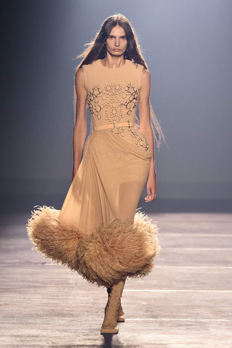 Mugler collezione primavera estate 2026 - Photo courtesy of Mugler