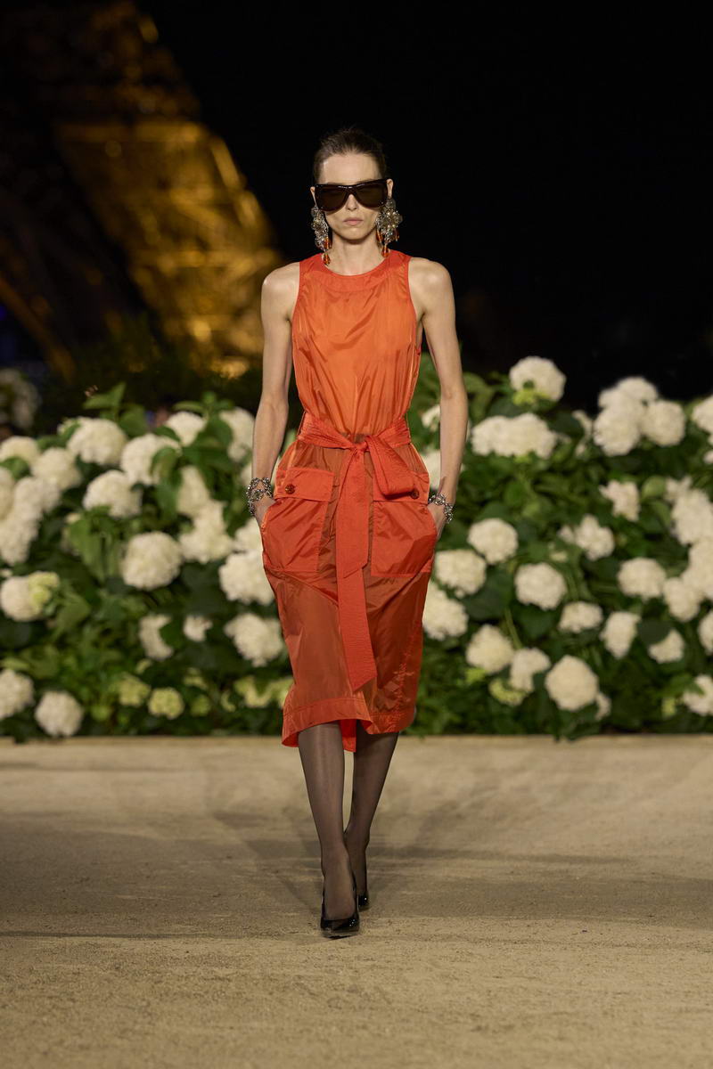 Saint Laurent collezione donna primavera estate 2025 - Photo courtesy of Saint Laurent