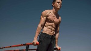 I 10 esercizi fondamentali per aumentare massa muscolare e forza