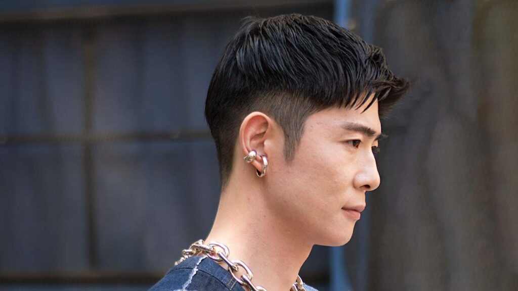 Il textured crop continua a dettare legge. Questo taglio maschile super cool fa per te? - Photo Charlotte Mesman