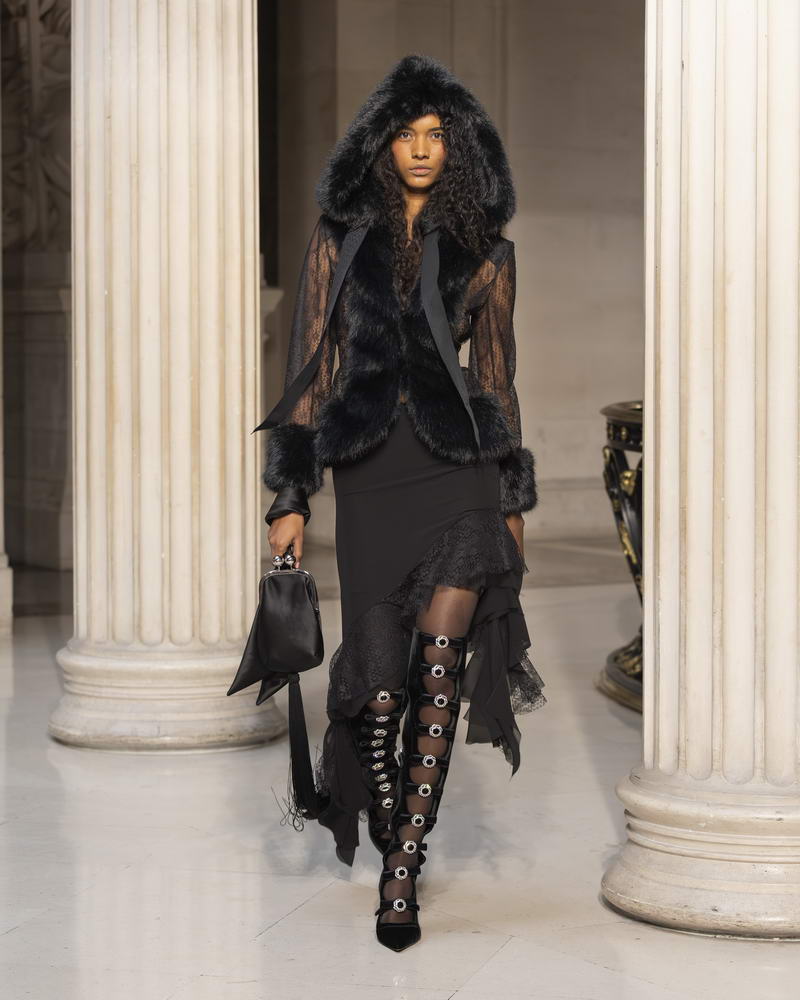 Nina Ricci collezione autunno inverno 2026 2027 - Photo courtesy of Nina Ricci